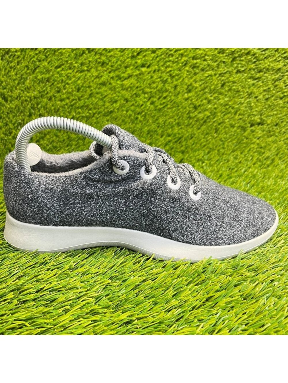 Allbirds‎ Wool Runners Womens Size 9 Gray White Athletic Walking Shoes Sneakers